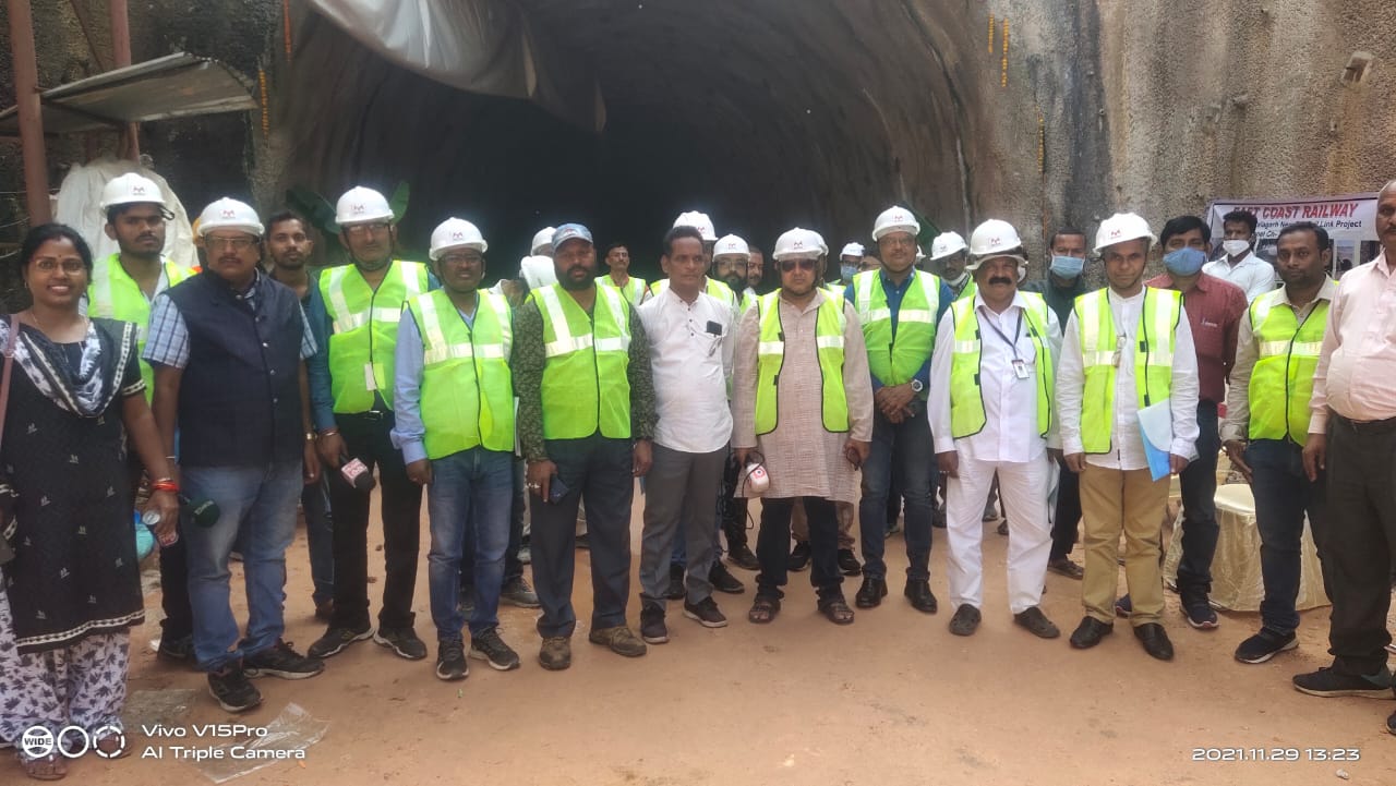 ତାଳଚେର-ବିମଳାଗଡ଼ ରେଳପଥର ବାରୁଆଁ ଟନେଲର କାର୍ଯ୍ୟ ସମାପନ