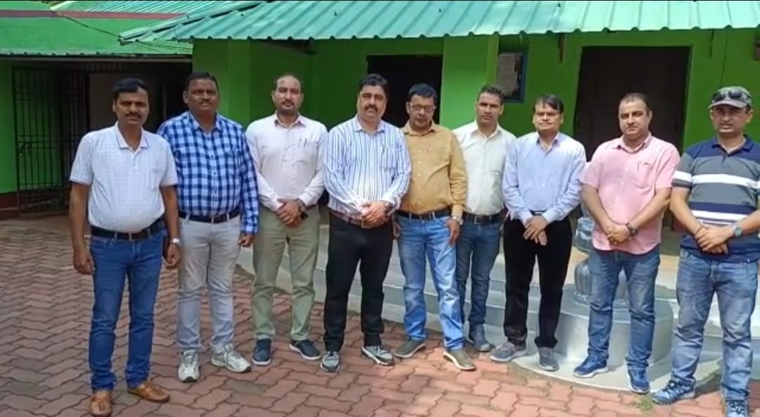 Forest Department: ରାଇରଙ୍ଗପୁରର ବିଭିନ୍ନ ଉନ୍ନୟନ ପ୍ରକଳ୍ପ ପରିଦର୍ଶନ କଲେ ହିମାଚଳପ୍ରଦେଶର ୬ ଜଣିଆ ବନବିଭାଗ ଟିମ