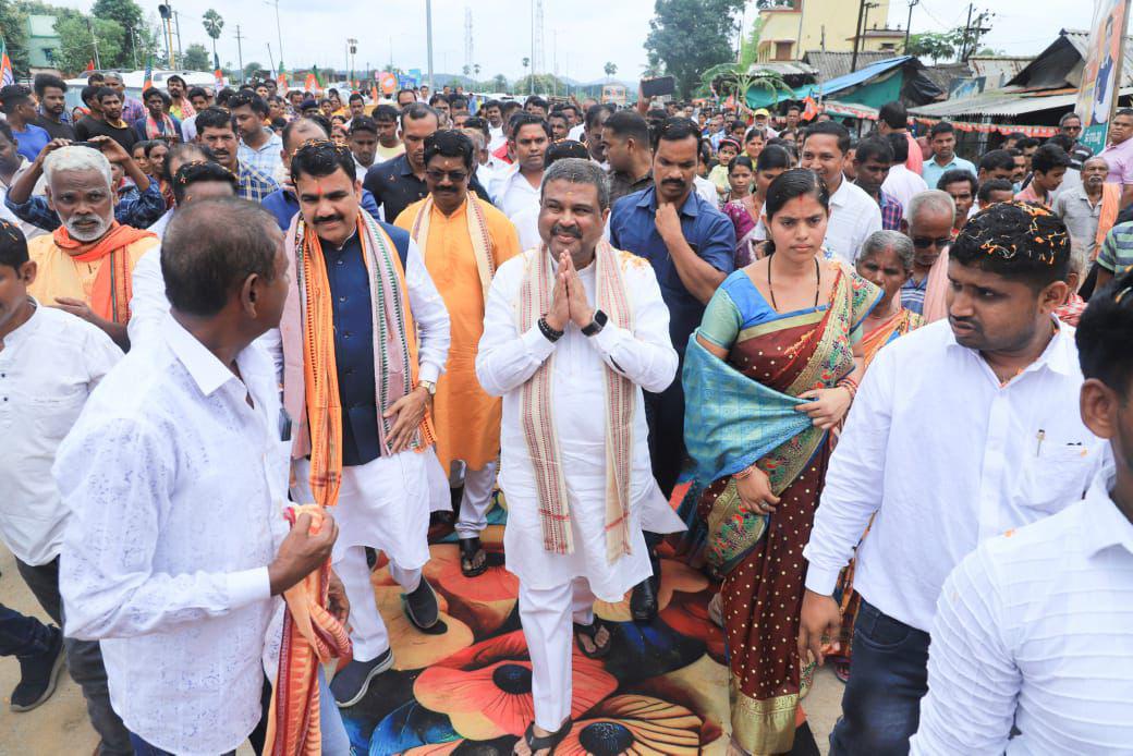 Angul News: ଆଠମଲ୍ଲିକ ବିଧାନସଭାକୁ ପାଖାପାଖି ୧୦୦ କୋଟି ଟଙ୍କାର ଜନ୍ମାଷ୍ଟମୀ ଉପହାର -ଧର୍ମେନ୍ଦ୍ର ପ୍ରଧାନ